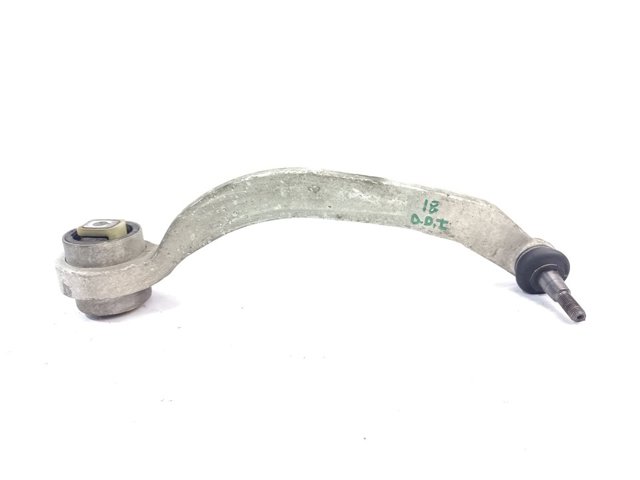 Wahacz zawieszenia przedniego dolny prawy 4D0407696J VAG