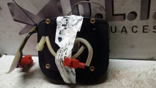 Pierścień kontaktowy AIRBAG, taśma kierownicy  4D0951543D VAG