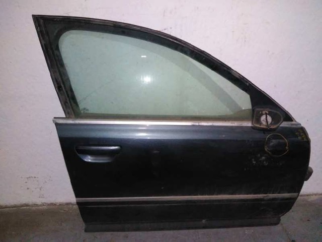 Drzwi przednie prawe 4E0831052C VAG
