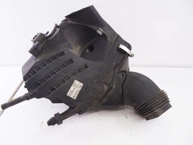 Obudowa filtra powietrza 4F0133837BB VAG