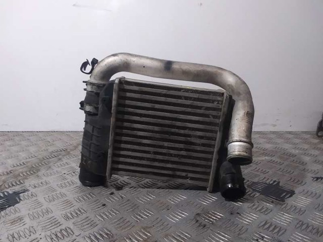 Chłodnica intercoolera 4F0145805E VAG