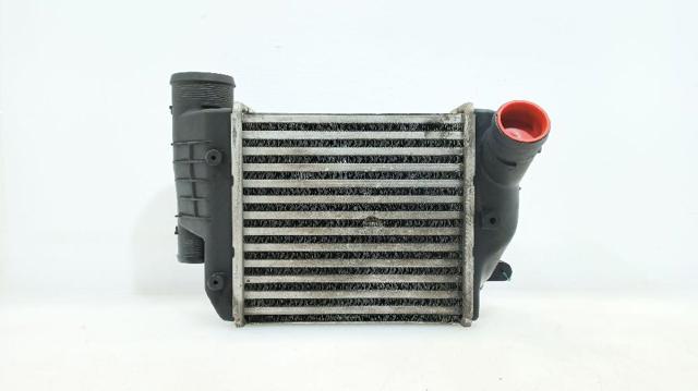 Chłodnica intercoolera 4F0145806T VAG