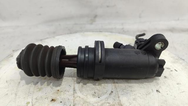 Cylinder roboczy sprzęgła 4F0721257 VAG