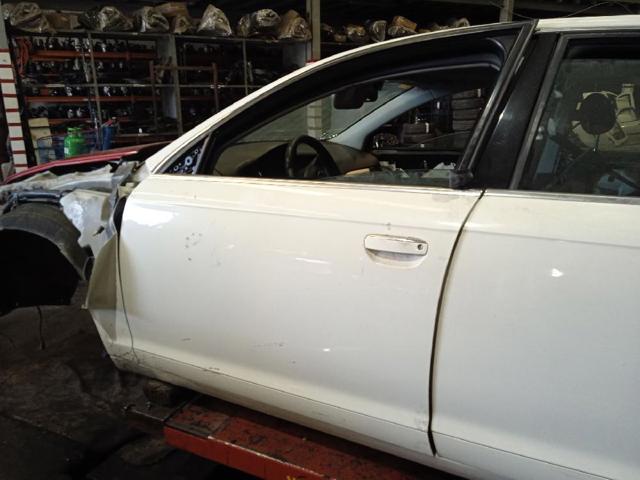 Drzwi przednie lewe 4F0831051F VAG