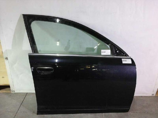 Drzwi przednie prawe 4F0831052F VAG