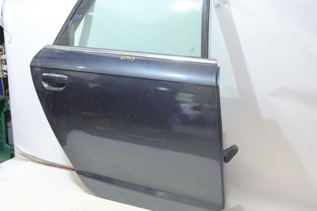 Drzwi tylne prawe 4F0833052G VAG