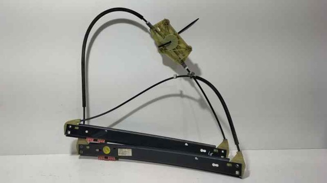 Mechanizm podnoszenia szyby drzwi przednich lewych 4F0837461A VAG