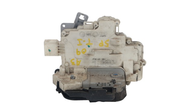 Zamek drzwi tylnych lewych 4F0839015 VAG