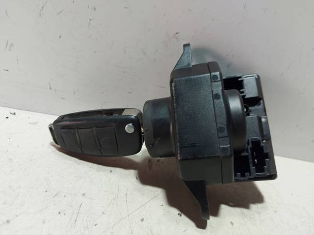 Stacyjka zapłonowa Audi A6 4F2