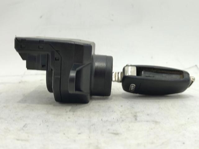 Stacyjka zapłonowa Audi A6 4F2