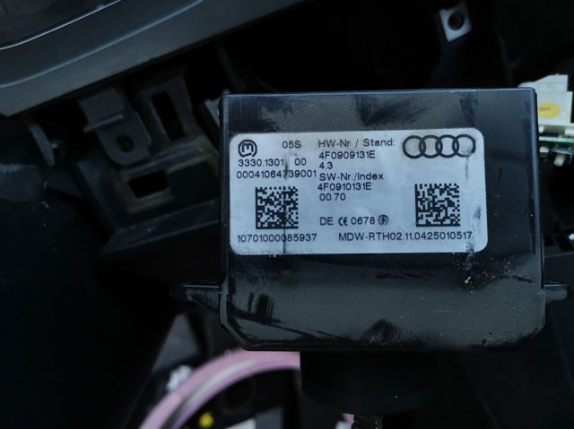 Kostka stacyjki zapłonowej 4F0910131E VAG