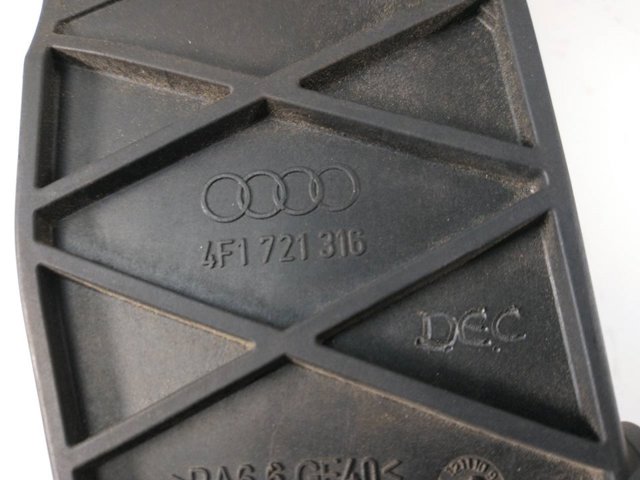 Pedał sprzęgła Audi A6 4F5