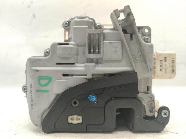 Zamek drzwi przednich lewych 4F1837015 VAG