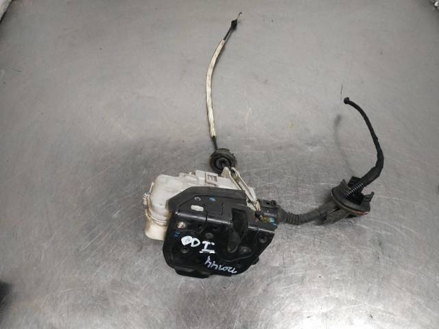 Zamek drzwi przednich lewych 4F1837015 VAG