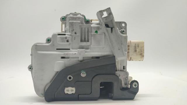 Zamek drzwi przednich lewych 4F1837015E VAG