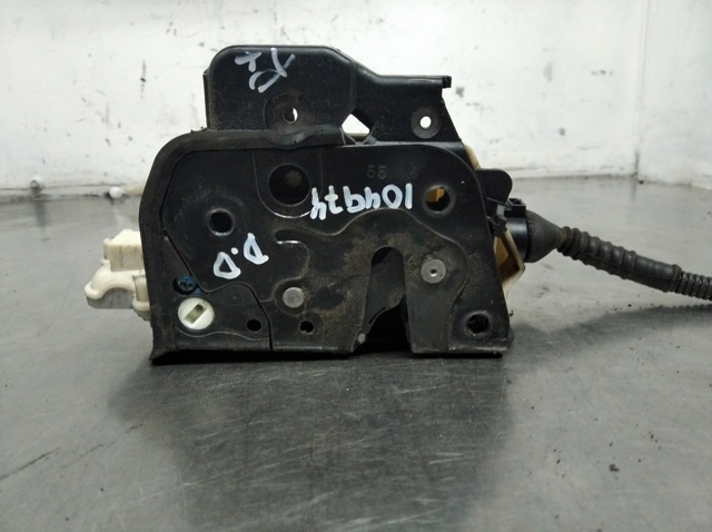 Zamek drzwi przednich prawych 4F1837016 VAG