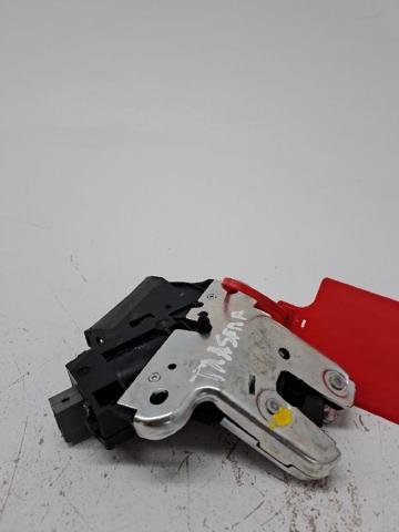 Zamek klapy bagażnika (3/5 drzwi tylnych) 4F5827505D VAG
