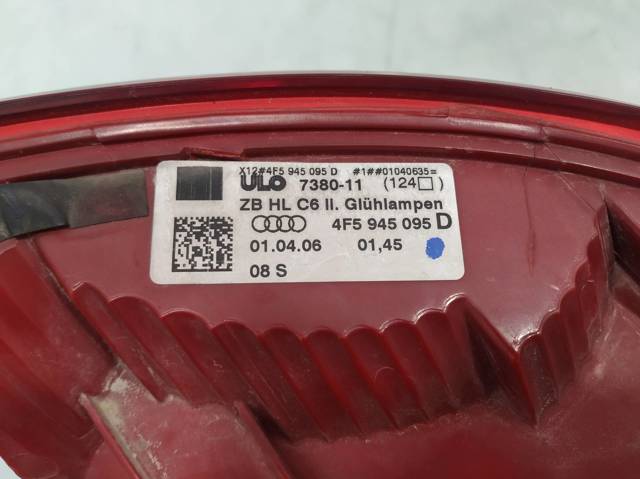 Lampa zespolona tylna lewa zewnętrzna 4F5945095D VAG