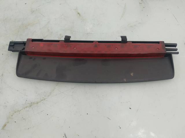 Lampa stop tylna dodatkowa 4F5945097 VAG