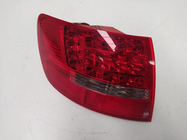Lampa zespolona tylna lewa zewnętrzna 4F9945095E VAG