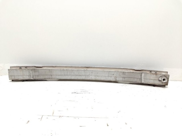 Wzmocnienie zderzaka przedniego Audi A7 4GA, 4GF