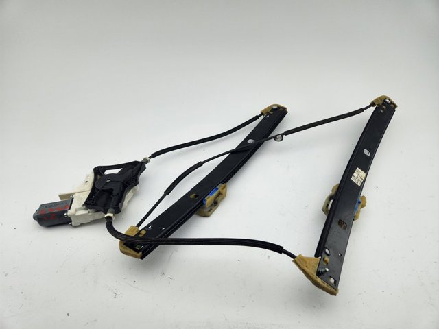 Mechanizm podnoszenia szyby drzwi przednich lewych 4G0837461 VAG