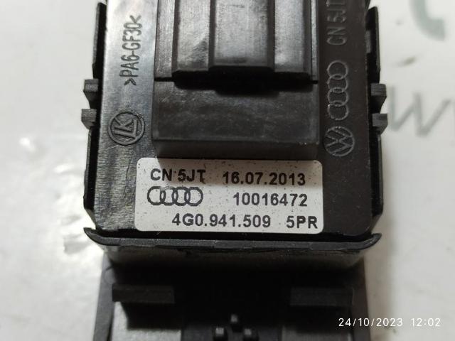 Przycisk włączania światła awaryjnego 4G0941509 VAG