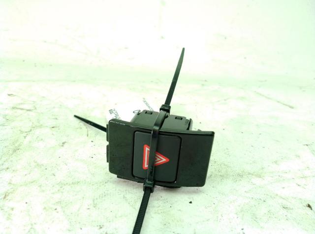 Przycisk włączania światła awaryjnego 4G09415095PR VAG
