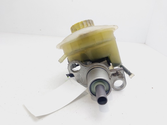 Główny cylinder hamulców 4G2611021A VAG