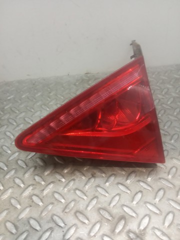 Lampa zespolona tylna prawa wewnętrzna 4G8945094 VAG/Audi