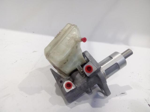 Główny cylinder hamulców 4H0611021 VAG