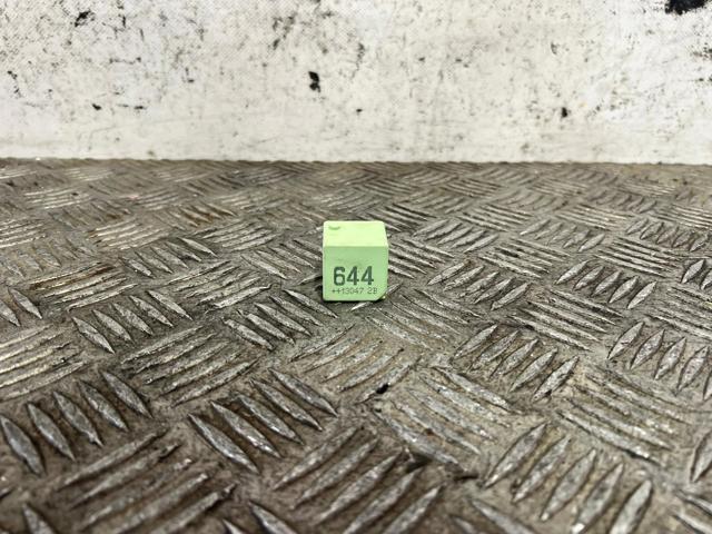 Przekaźnik pompy paliwa elektrycznej 4H0951253 VAG