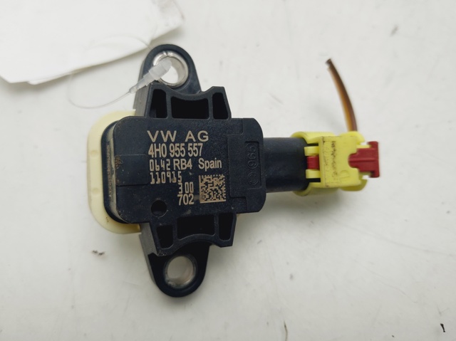 4H0955557 VAG