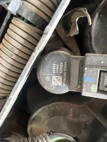 4H2Q9K546AF Land Rover