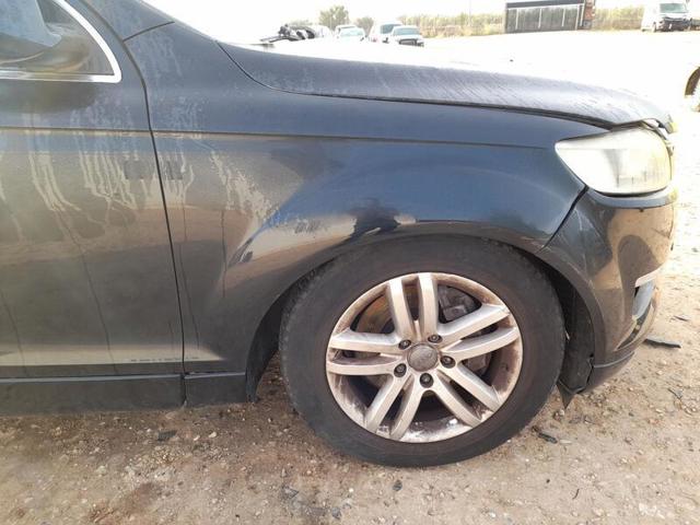 Błotnik przedni prawy 4L0821102 VAG