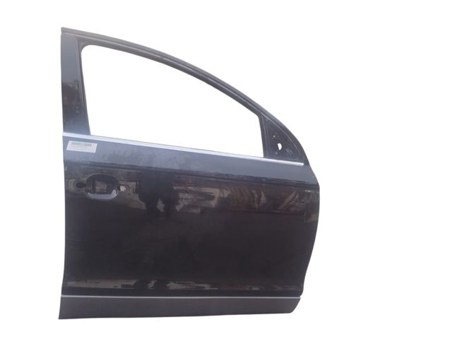 Drzwi przednie prawe 4L0831052A VAG