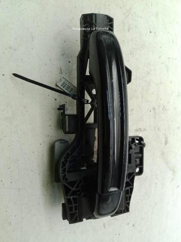 Klamka drzwi przednich zewnętrzna 4L0837205GRU VAG