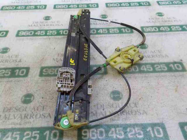 Mechanizm podnoszenia szyby drzwi przednich prawych 4L0837462A VAG