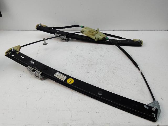 Mechanizm podnoszenia szyby drzwi przednich prawych 4L0837462A VAG