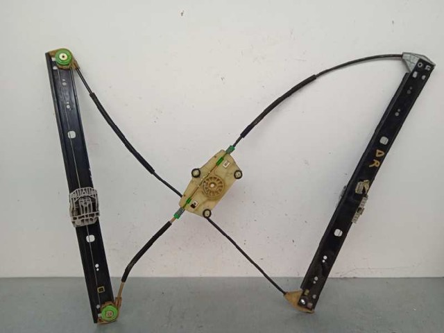 Mechanizm podnoszenia szyby drzwi przednich prawych 4L0837462A VAG
