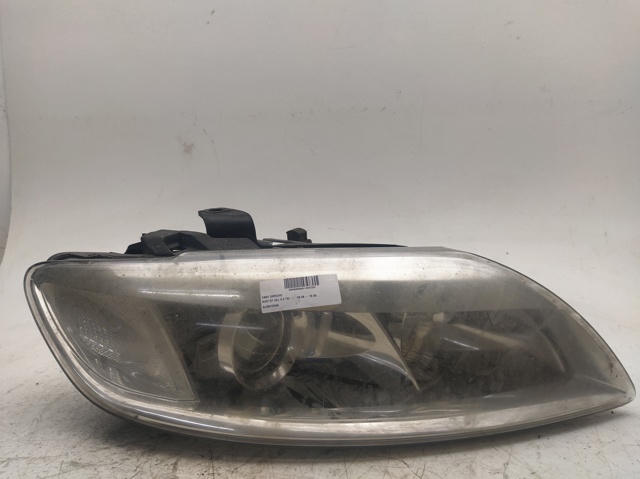 Reflektor prawy 4L0941004A VAG