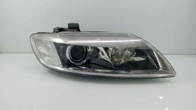 Reflektor prawy 4L0941004A VAG