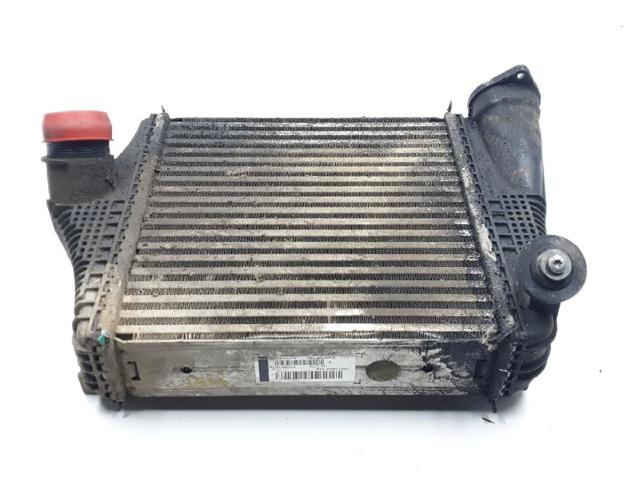 Chłodnica intercoolera 4M0145804R VAG