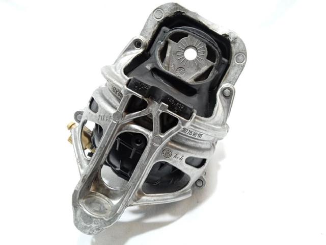 Poduszka (podpora) silnika prawa 4M0199372FC VAG