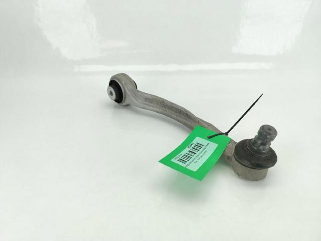 Wahacz zawieszenia przedniego prawy górny 4M0407510B VAG