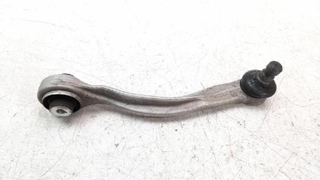 Wahacz zawieszenia przedniego prawy górny 4M0407510C VAG