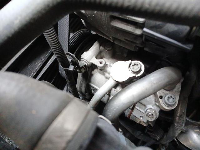 Sprężarka klimatyzacji 4M0816803 VAG