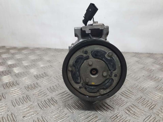 Sprężarka klimatyzacji 4M0816803L VAG