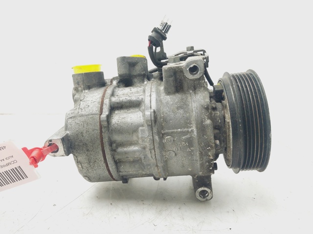 Sprężarka klimatyzacji 4M0820803L VAG