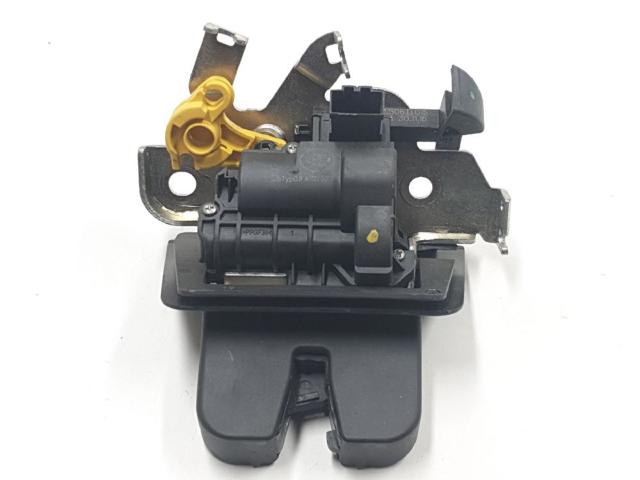 Zamek klapy bagażnika (3/5 drzwi tylnych) 4M0827506D VAG